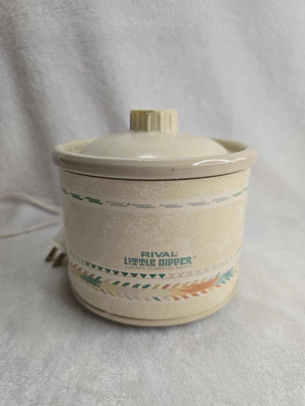 Vintage 80s Rival Little Dipper Mini Crockpot Stoneware Southwest Pattern 16 Oz